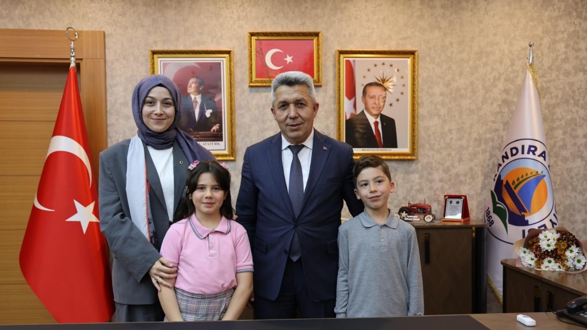 Başkanlık Koltuğu 23 Nisan’da Okulumuz Öğrencilerinin Oldu